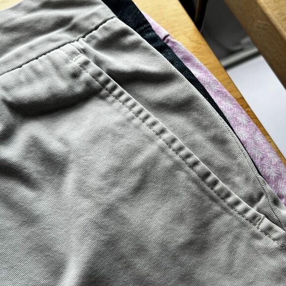 VINTAGE GAP LOOSE FIT CLASSIC PREPPY CASUAL EVERYDAY WEAR CHINO SHORTS SIZE 10R - Picture 3 of 5